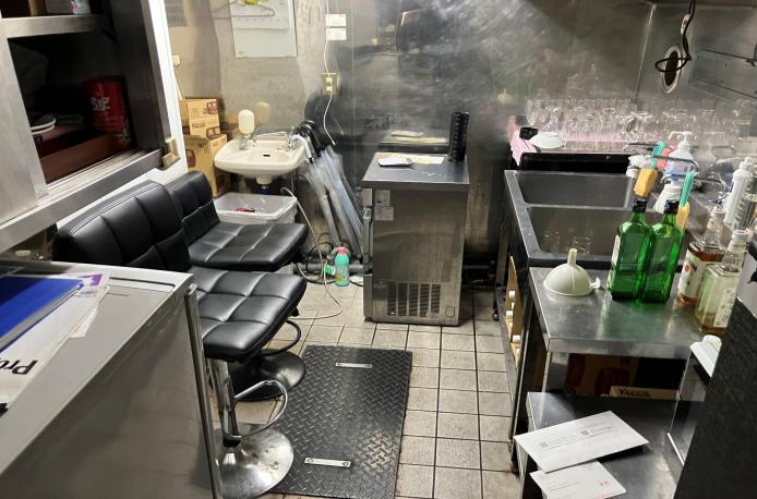 【練馬区】保谷駅徒歩1分／駅からの視認性◎／同業種即出店可能／ガールズバー居抜き物件／約11.8坪